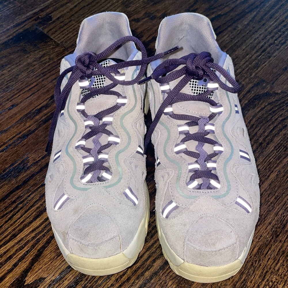 Converse Gold Le Fleur Purple Sneakers